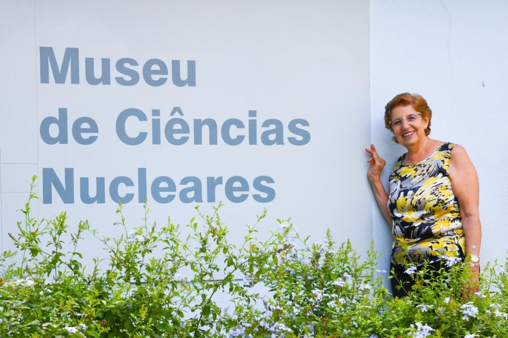 Professor Helen Khoury at the Museu de Ciências Nucleares